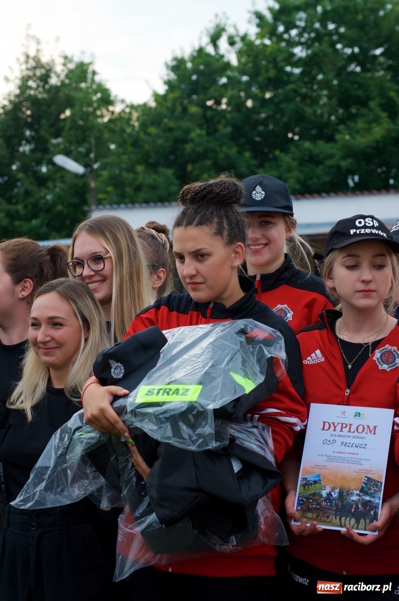 Zdjęcie w galerii na portalu naszraciborz.pl: Tak po strażacku bawiły się wczoraj Bieńkowice [FOTO] wiadomości z regionu
