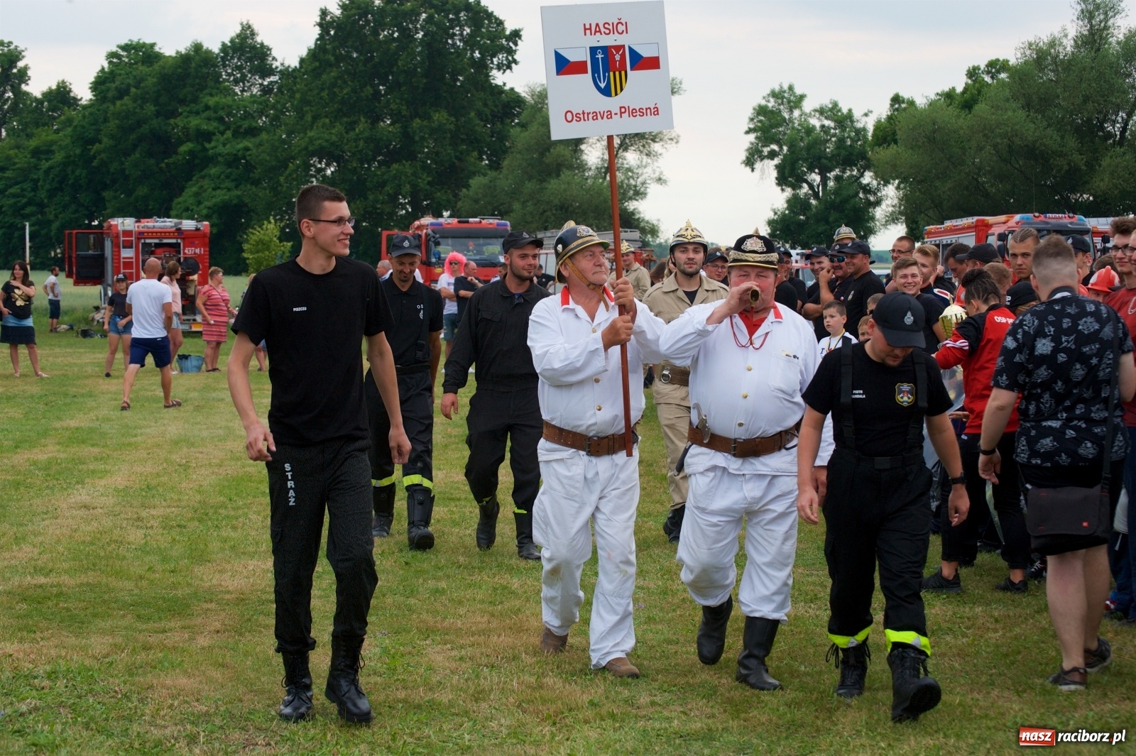 Zdjęcie w galerii na portalu naszraciborz.pl: Tak po strażacku bawiły się wczoraj Bieńkowice [FOTO] wiadomości z regionu
