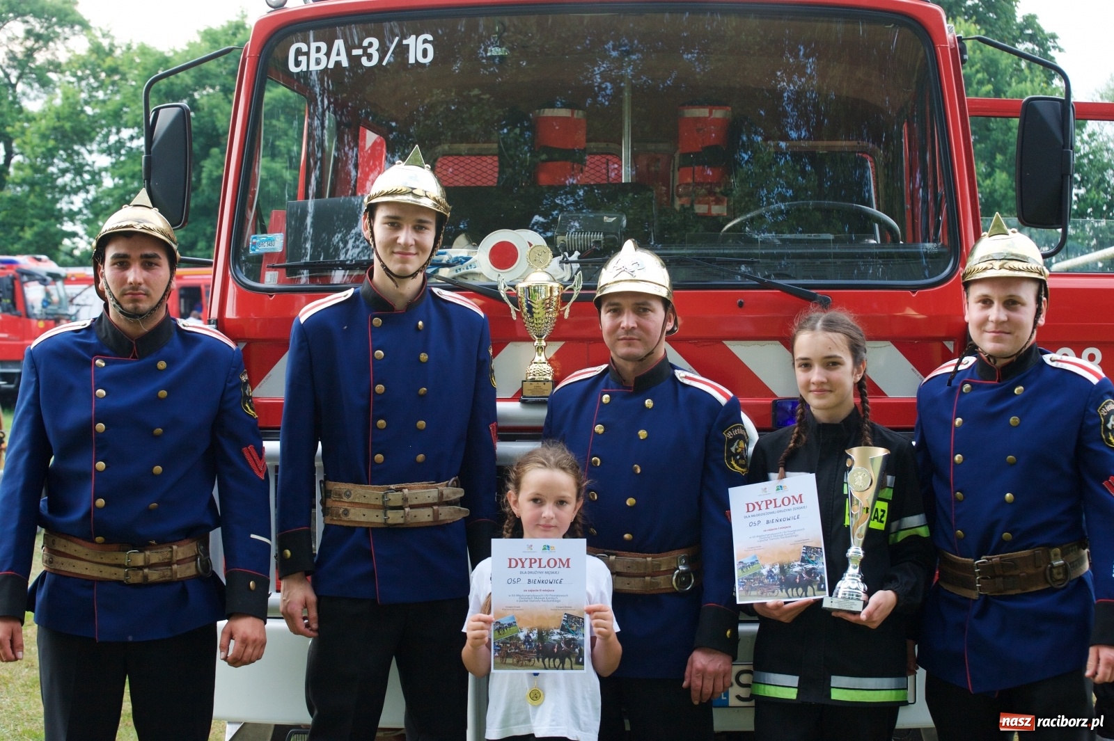 Zdjęcie w galerii na portalu naszraciborz.pl: Tak po strażacku bawiły się wczoraj Bieńkowice [FOTO] wiadomości z regionu