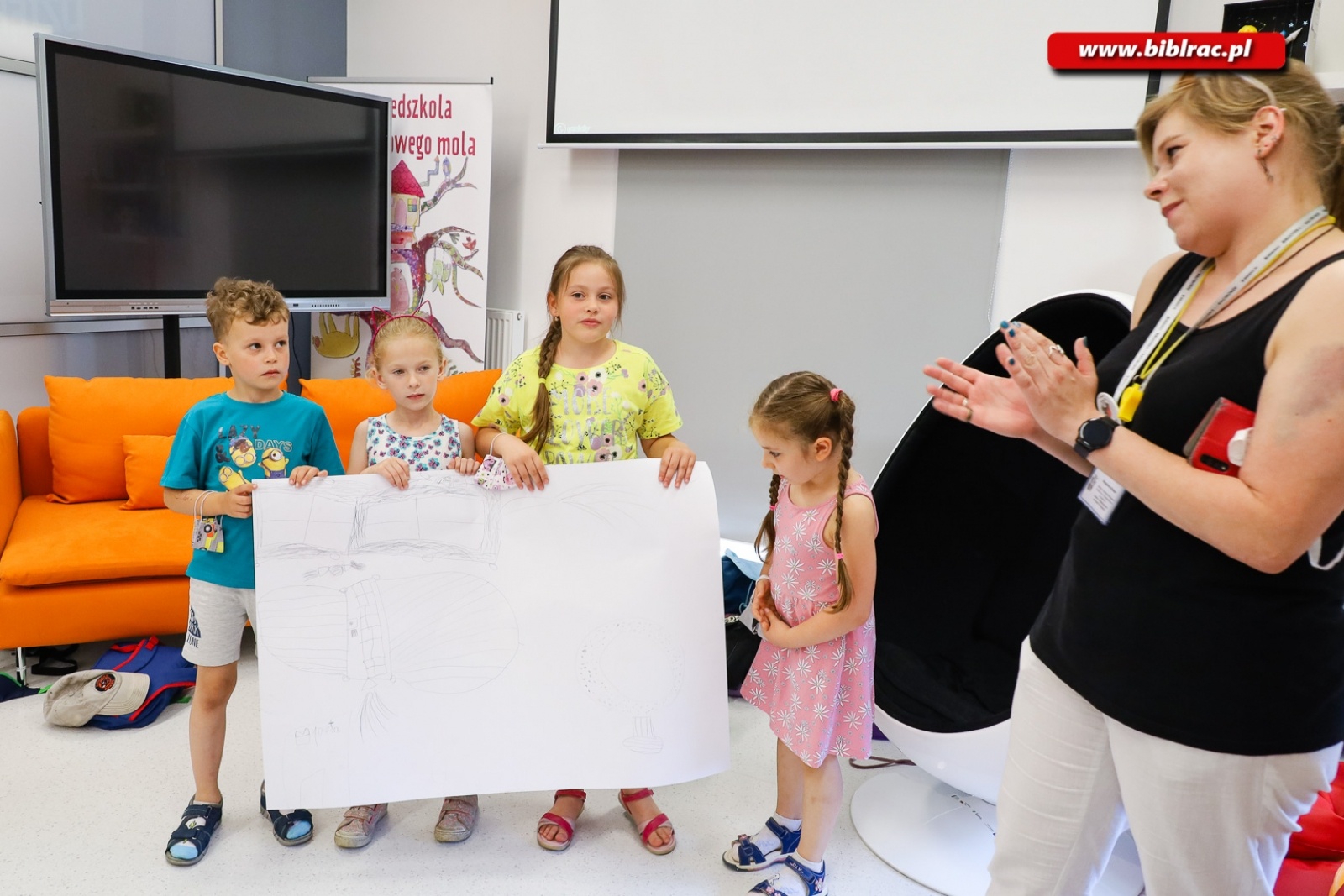 Zdjęcie w galerii na portalu naszraciborz.pl: Wystartowało Kosmiczne lato z Biblioteką [FOTO] wiadomości z regionu