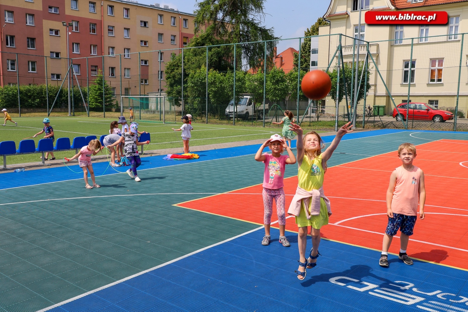 Zdjęcie w galerii na portalu naszraciborz.pl: Wystartowało Kosmiczne lato z Biblioteką [FOTO] wiadomości z regionu