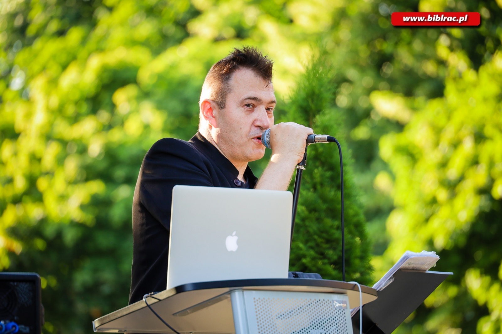 Zdjęcie w galerii na portalu naszraciborz.pl: DOMANSKY rozpoczął biblioteczny cykl imprez plenerowych [FOTO] wiadomości z regionu