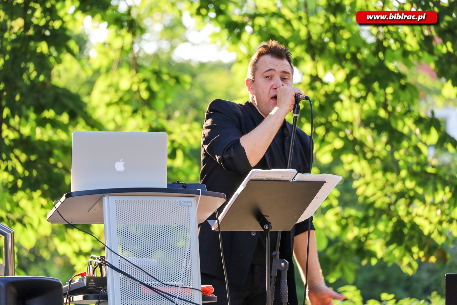 Zdjęcie w galerii na portalu naszraciborz.pl: DOMANSKY rozpoczął biblioteczny cykl imprez plenerowych [FOTO] wiadomości z regionu