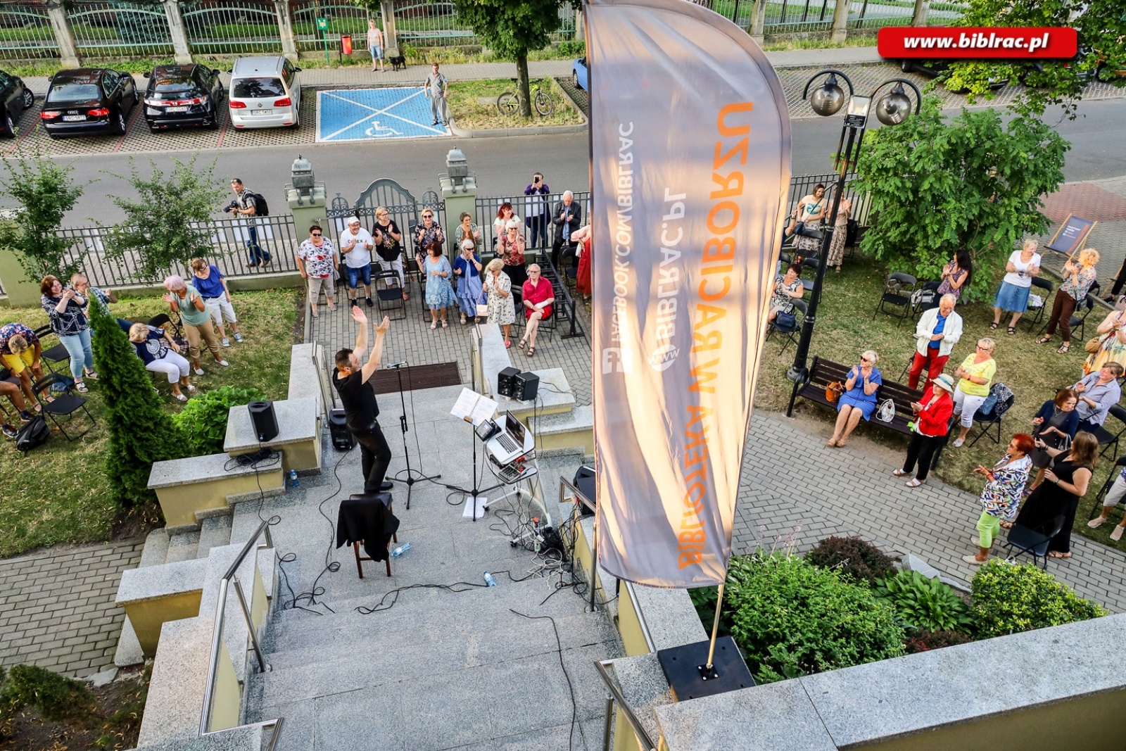 Zdjęcie w galerii na portalu naszraciborz.pl: DOMANSKY rozpoczął biblioteczny cykl imprez plenerowych [FOTO] wiadomości z regionu