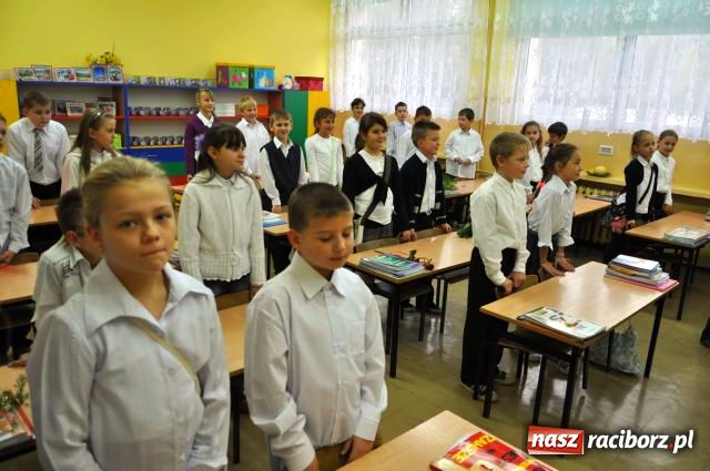 Zdjęcie w galerii na portalu naszraciborz.pl: Przygotowują szkołę dla 6-latków wiadomości z regionu