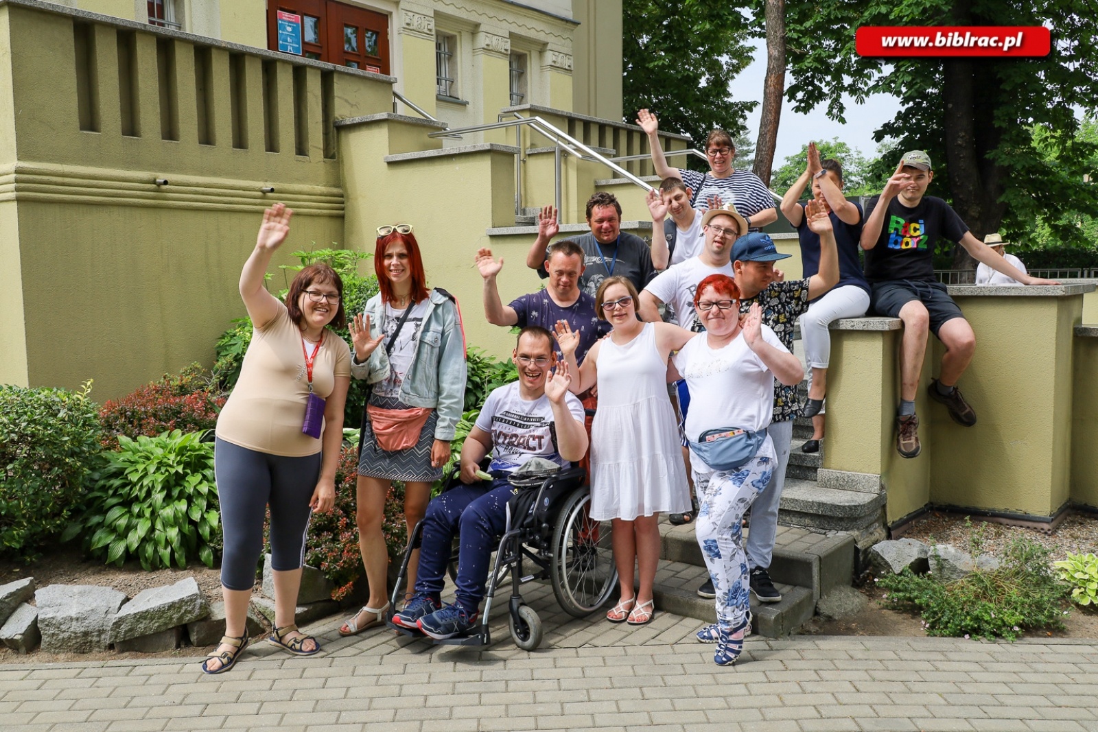Zdjęcie w galerii na portalu naszraciborz.pl: Podopieczni Warsztatów Terapii Zajęciowej w raciborskiej bibliotece [FOTO] wiadomości z regionu