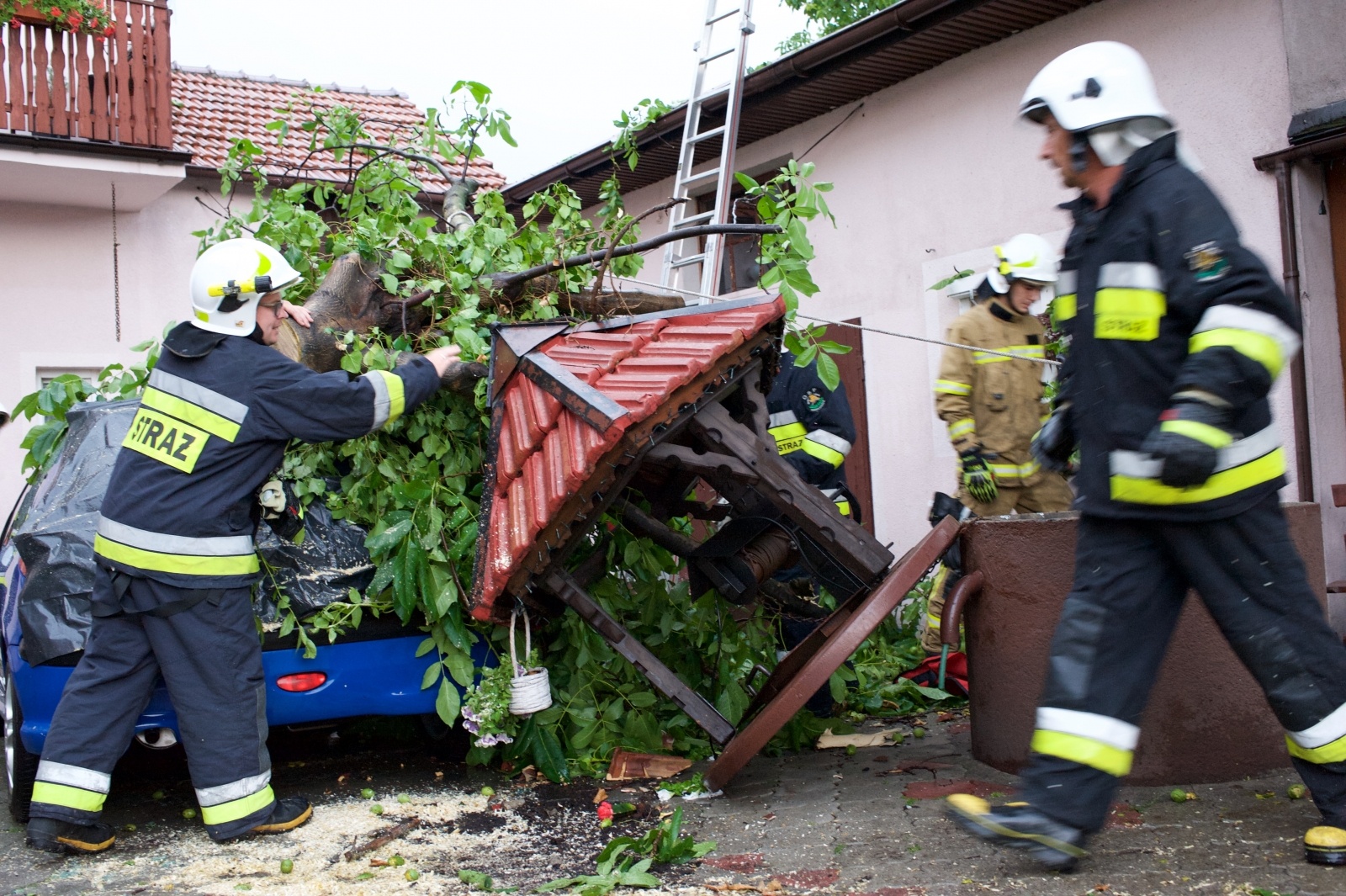 Zdjęcie w galerii na portalu naszraciborz.pl: Nawałnica nad powiatem. Ponad sto strażackich interwencji wiadomości z regionu