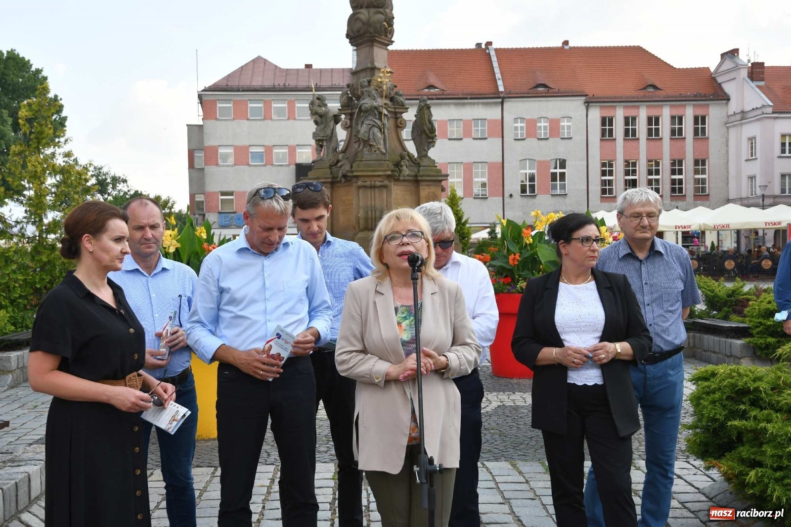 Zdjęcie w galerii na portalu naszraciborz.pl: Kierunek przyszłość - posłowie PO zapowiedzieli w Raciborzu, że ich partia idzie po władzę wiadomości z regionu