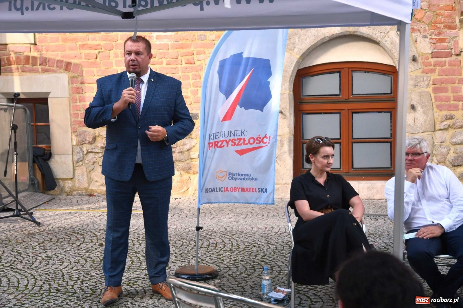 Zdjęcie w galerii na portalu naszraciborz.pl: Kierunek przyszłość - posłowie PO zapowiedzieli w Raciborzu, że ich partia idzie po władzę wiadomości z regionu