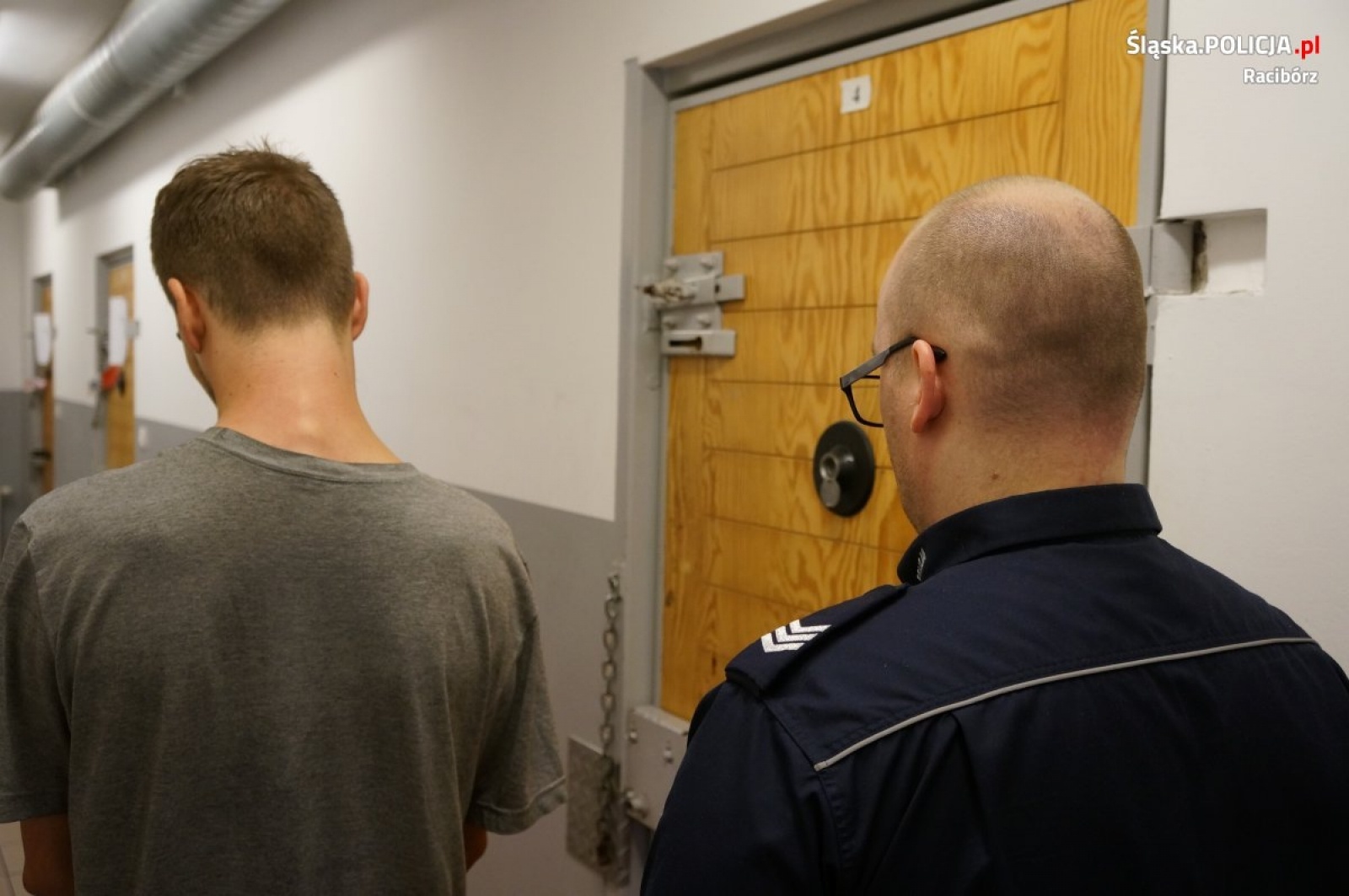 Zdjęcie w galerii na portalu naszraciborz.pl: Raciborscy kryminalni zatrzymali dwóch mężczyzn z narkotykami wiadomości z regionu