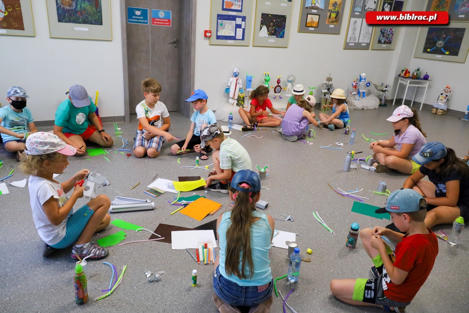 Zdjęcie w galerii na portalu naszraciborz.pl: Biblioteczne badania Czerwonej Planety [FOTO] wiadomości z regionu