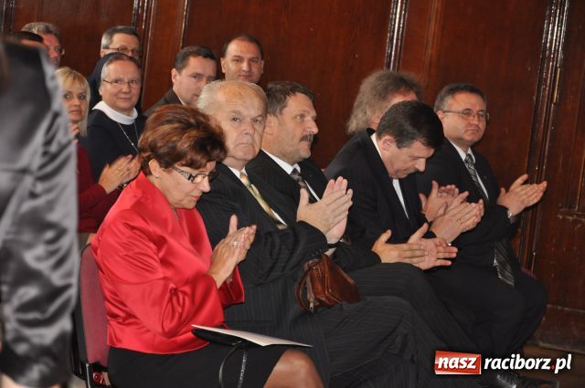 Zdjęcie w galerii na portalu naszraciborz.pl: Święto pozytywnych wariatów wiadomości z regionu