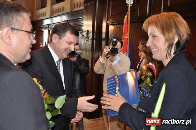 Zdjęcie w galerii na portalu naszraciborz.pl: Święto pozytywnych wariatów wiadomości z regionu