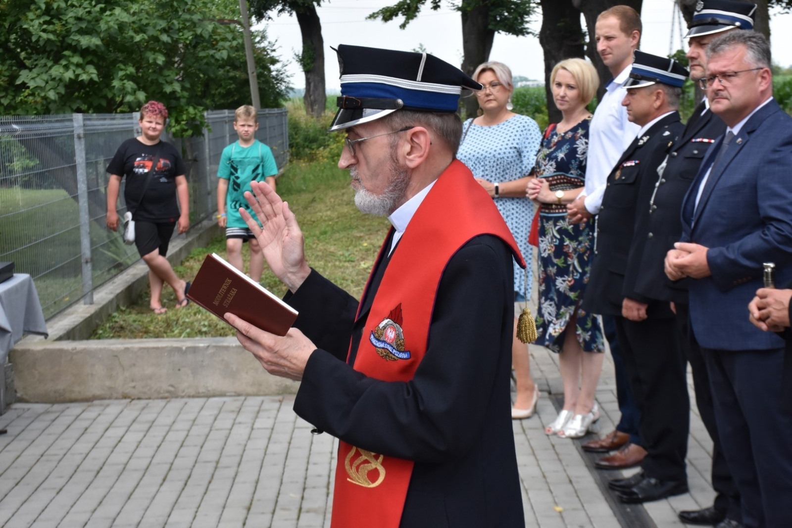 Zdjęcie w galerii na portalu naszraciborz.pl: Ochotnicza Straż Pożarna Chałupki ma ciężki wóz bojowy wiadomości z regionu