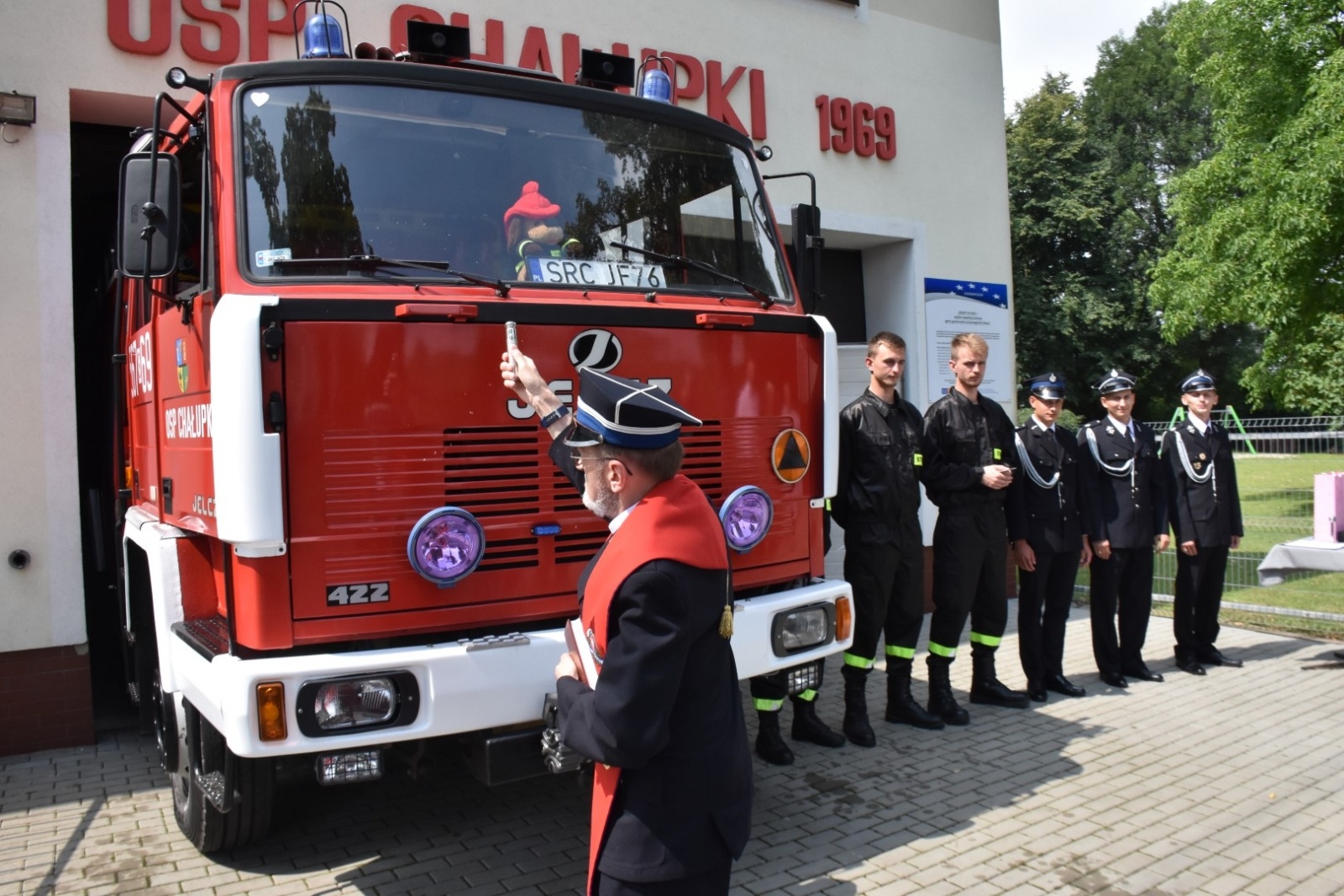 Zdjęcie w galerii na portalu naszraciborz.pl: Ochotnicza Straż Pożarna Chałupki ma ciężki wóz bojowy wiadomości z regionu