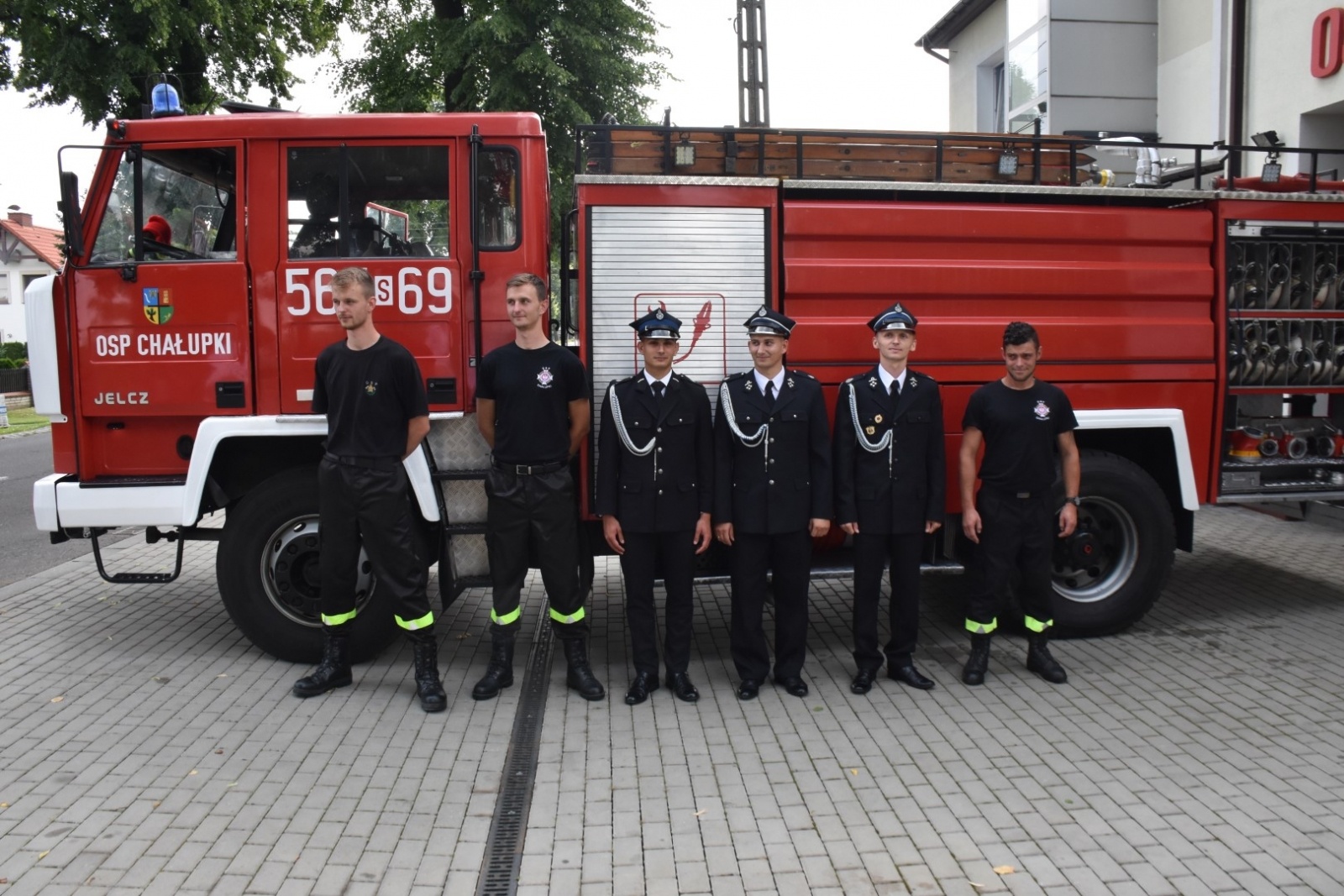 Zdjęcie w galerii na portalu naszraciborz.pl: Ochotnicza Straż Pożarna Chałupki ma ciężki wóz bojowy wiadomości z regionu