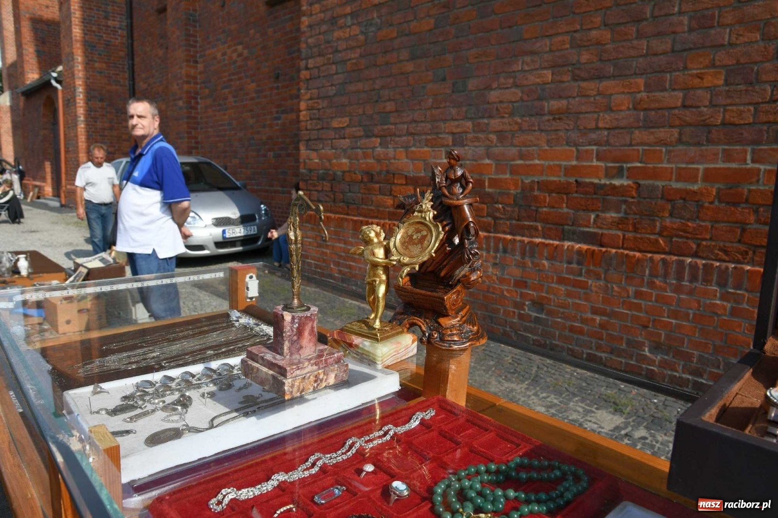 Zdjęcie w galerii na portalu naszraciborz.pl: Raciborski targ staroci z perspektywami, ale potrzebuje miejsca i reklamy [FOTO i WIDEO] wiadomości z regionu