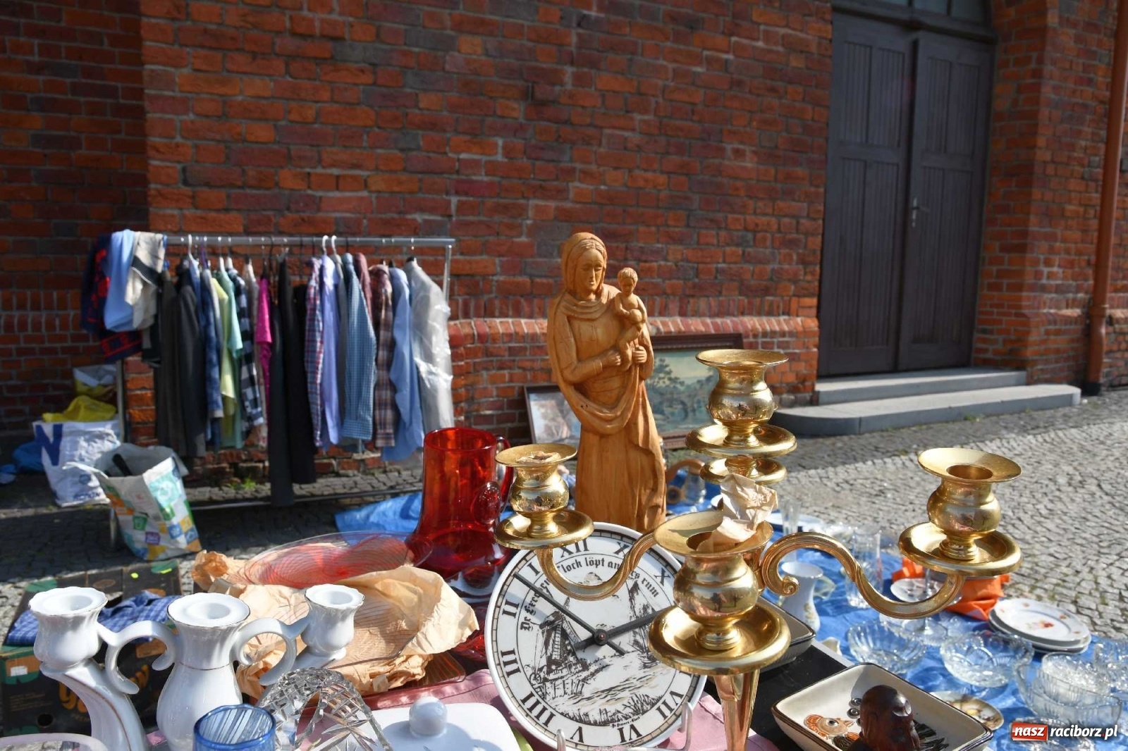 Zdjęcie w galerii na portalu naszraciborz.pl: Raciborski targ staroci z perspektywami, ale potrzebuje miejsca i reklamy [FOTO i WIDEO] wiadomości z regionu