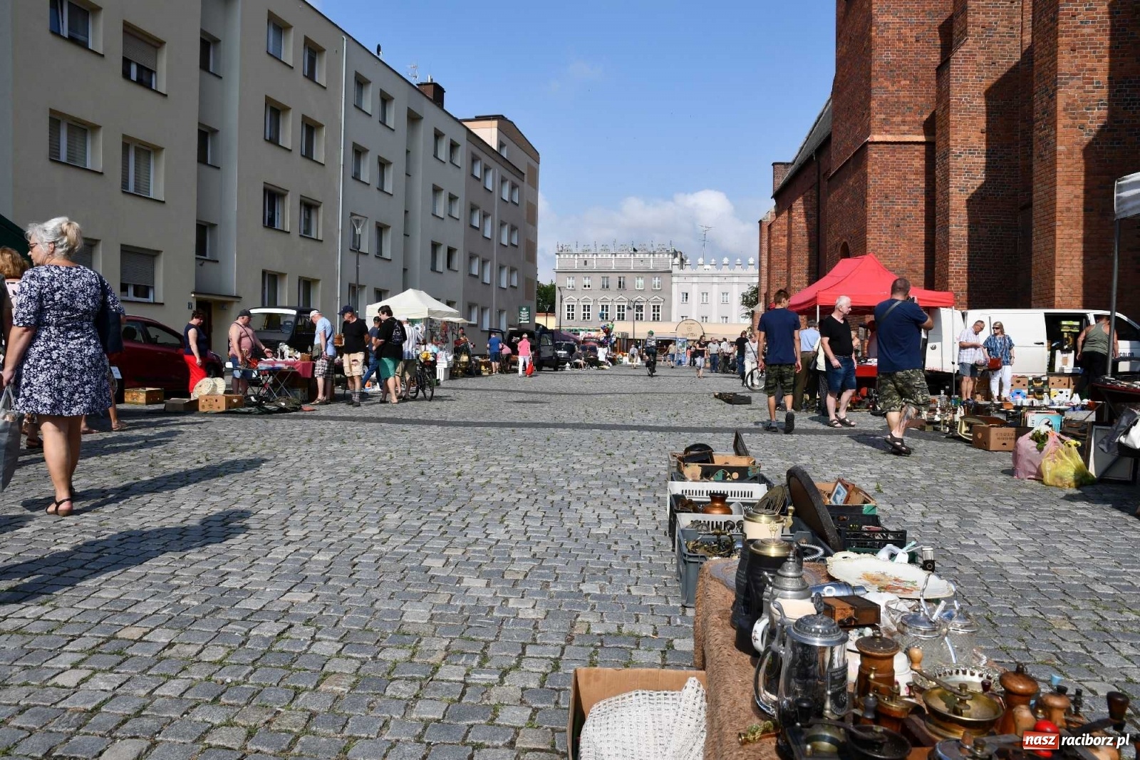 Zdjęcie w galerii na portalu naszraciborz.pl: Raciborski targ staroci z perspektywami, ale potrzebuje miejsca i reklamy [FOTO i WIDEO] wiadomości z regionu