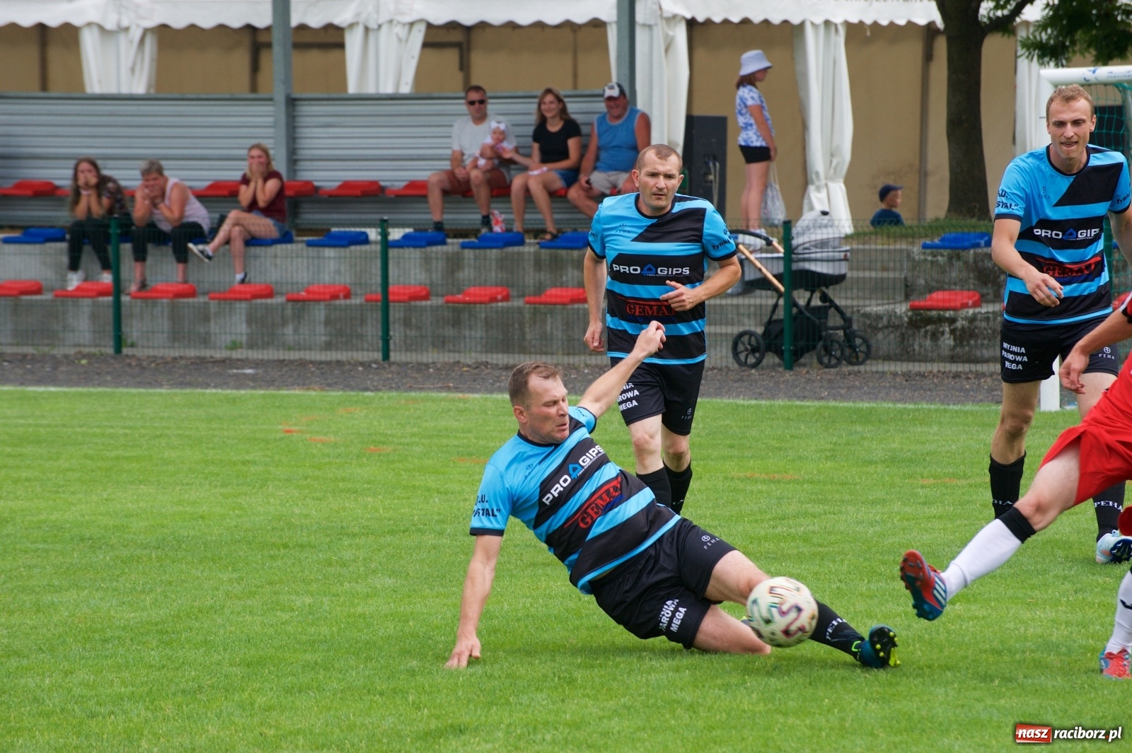 Zdjęcie w galerii na portalu naszraciborz.pl: Zawsze zwarci i gotowi. Strażacy z Tworkowa z Pucharem Wójta [FOTO] wiadomości z regionu