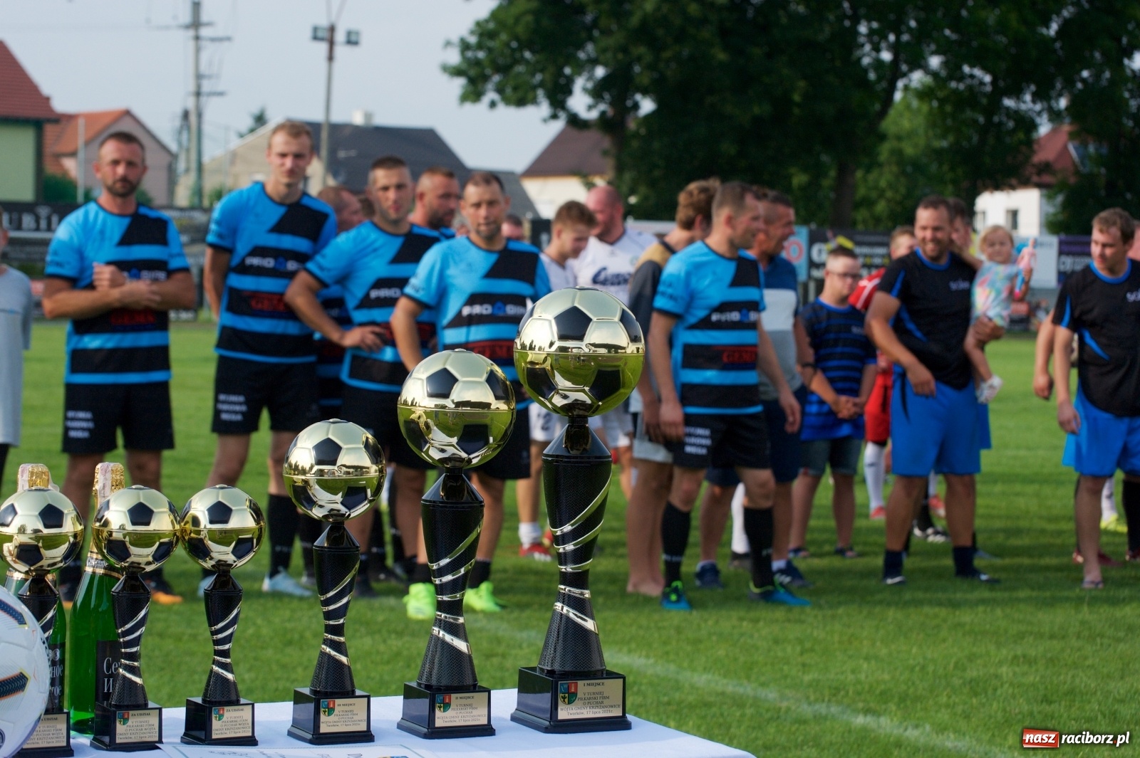 Zdjęcie w galerii na portalu naszraciborz.pl: Zawsze zwarci i gotowi. Strażacy z Tworkowa z Pucharem Wójta [FOTO] wiadomości z regionu