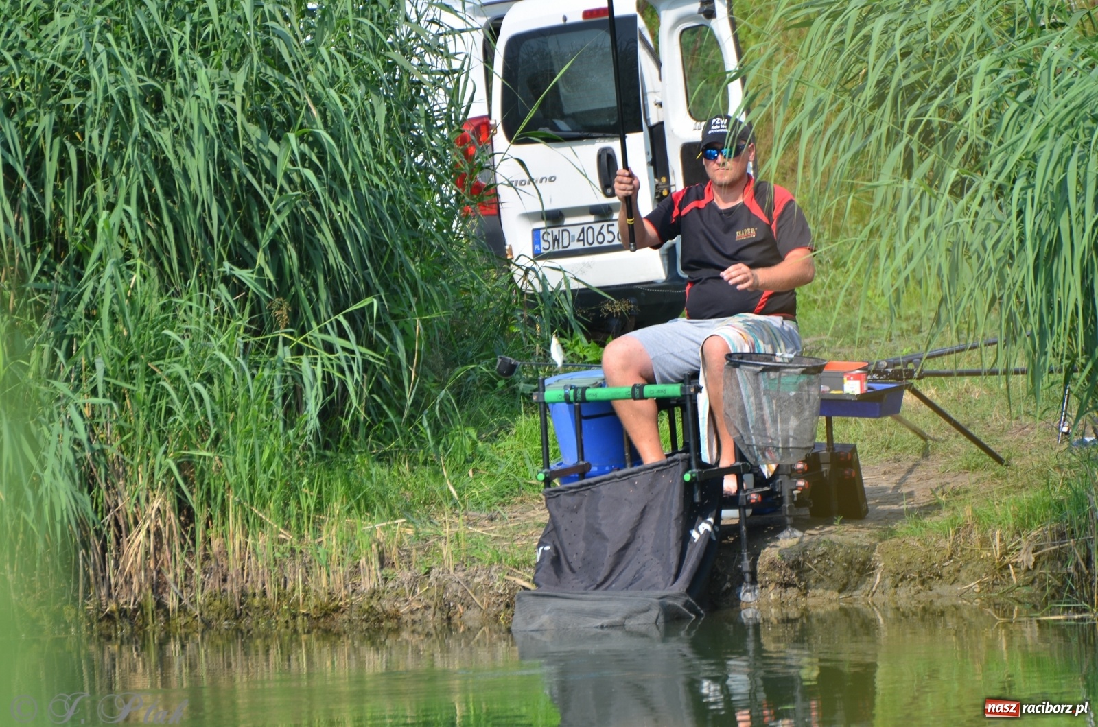 Zdjęcie w galerii na portalu naszraciborz.pl: Wędkarstwo. Eugeniusz Kajstura z trofeum Starosty [FOTO] wiadomości z regionu