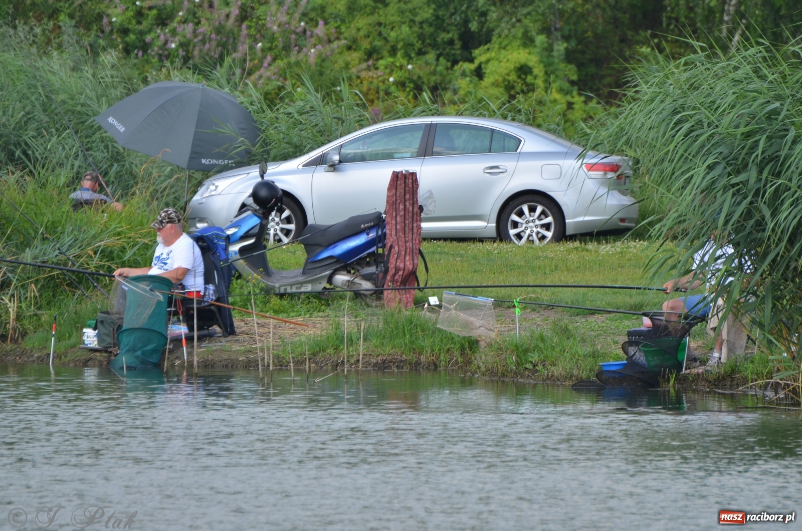 Zdjęcie w galerii na portalu naszraciborz.pl: Wędkarstwo. Eugeniusz Kajstura z trofeum Starosty [FOTO] wiadomości z regionu