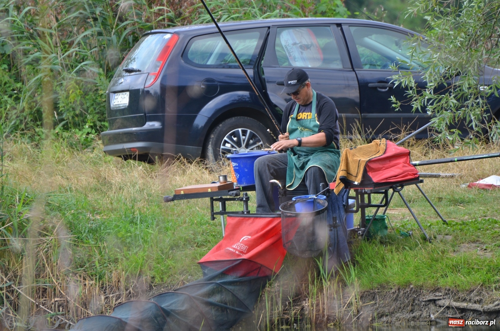 Zdjęcie w galerii na portalu naszraciborz.pl: Wędkarstwo. Eugeniusz Kajstura z trofeum Starosty [FOTO] wiadomości z regionu