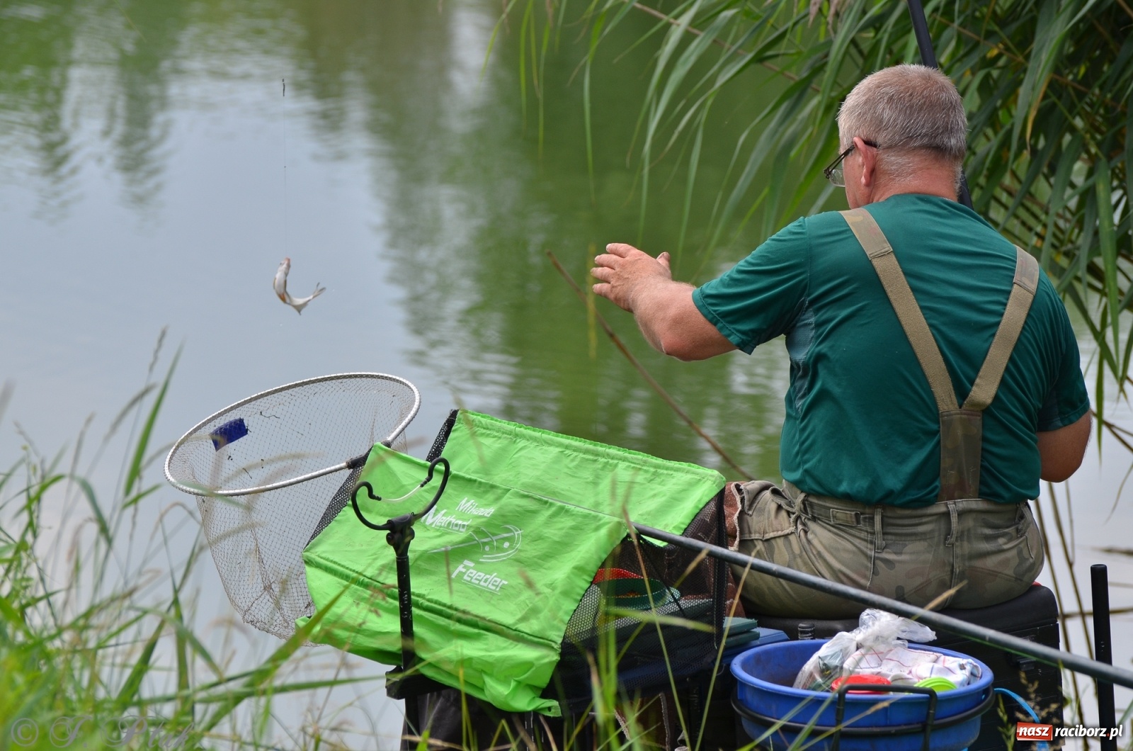 Zdjęcie w galerii na portalu naszraciborz.pl: Wędkarstwo. Eugeniusz Kajstura z trofeum Starosty [FOTO] wiadomości z regionu