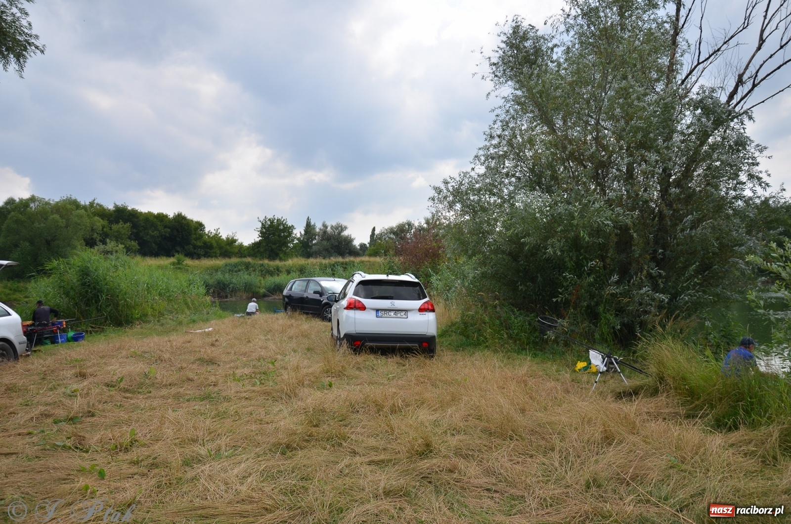 Zdjęcie w galerii na portalu naszraciborz.pl: Wędkarstwo. Eugeniusz Kajstura z trofeum Starosty [FOTO] wiadomości z regionu