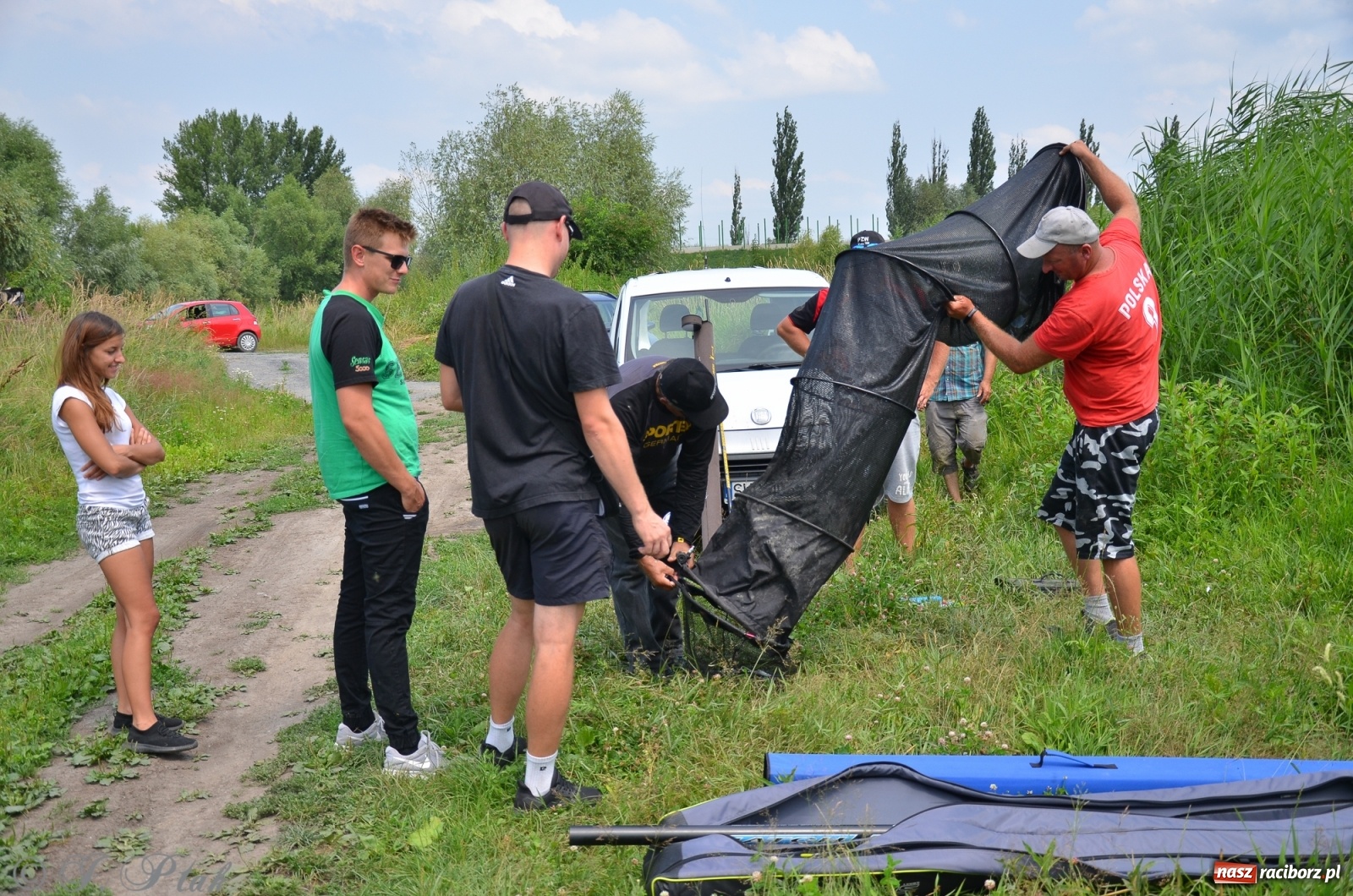 Zdjęcie w galerii na portalu naszraciborz.pl: Wędkarstwo. Eugeniusz Kajstura z trofeum Starosty [FOTO] wiadomości z regionu