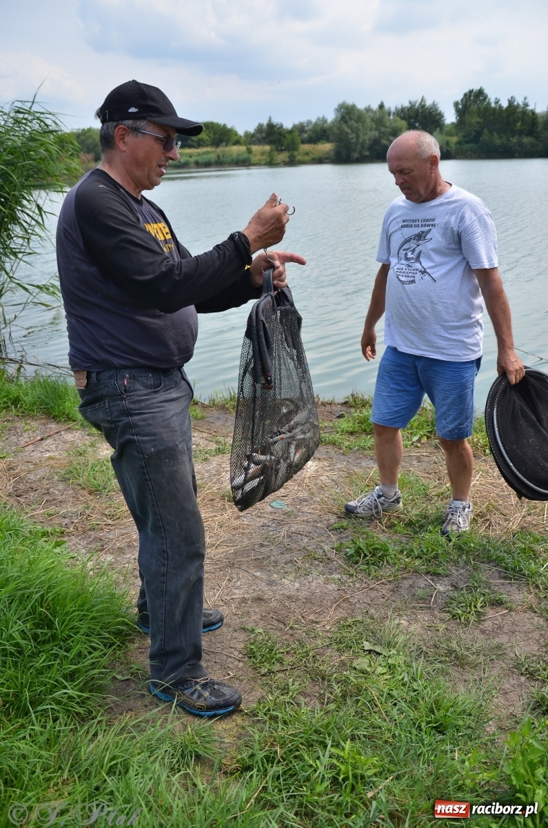 Zdjęcie w galerii na portalu naszraciborz.pl: Wędkarstwo. Eugeniusz Kajstura z trofeum Starosty [FOTO] wiadomości z regionu
