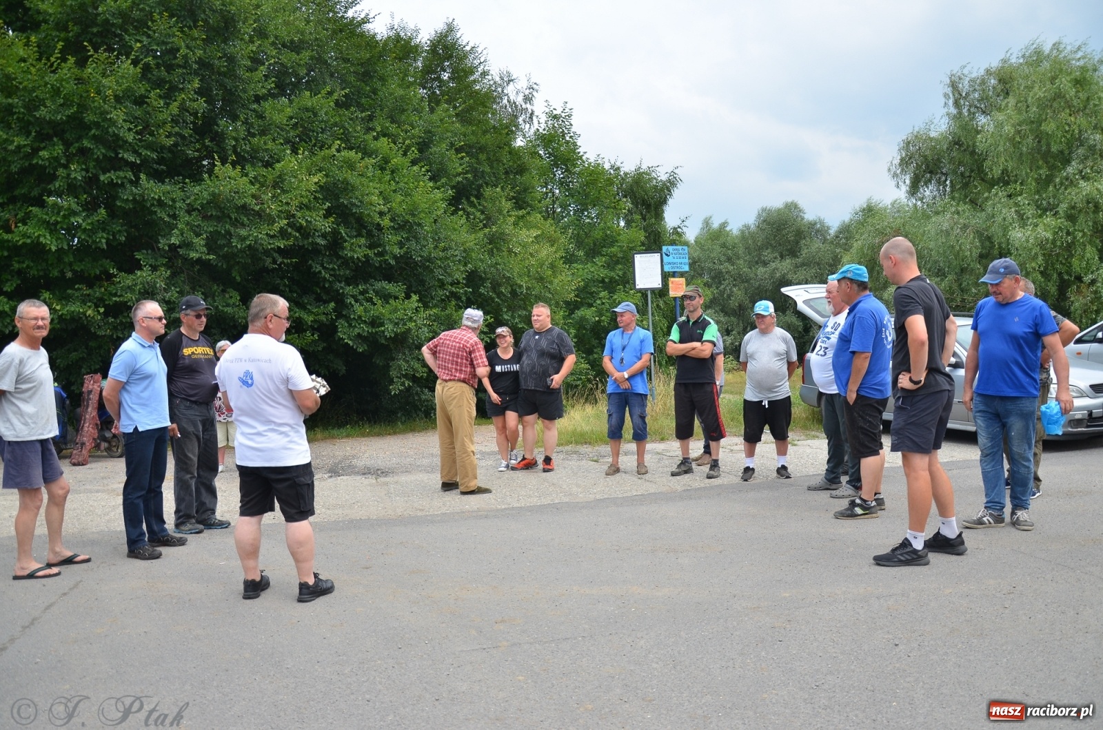 Zdjęcie w galerii na portalu naszraciborz.pl: Wędkarstwo. Eugeniusz Kajstura z trofeum Starosty [FOTO] wiadomości z regionu