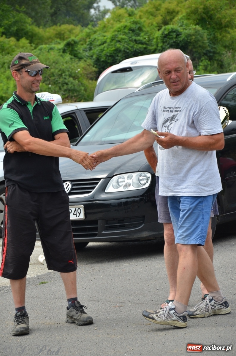 Zdjęcie w galerii na portalu naszraciborz.pl: Wędkarstwo. Eugeniusz Kajstura z trofeum Starosty [FOTO] wiadomości z regionu