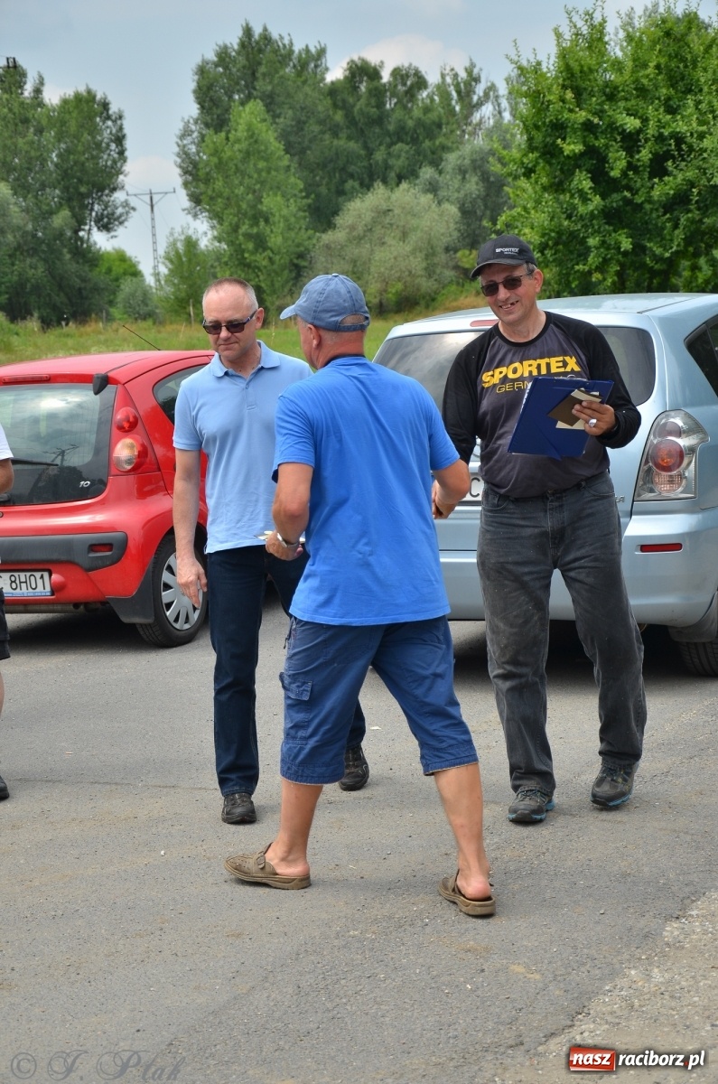 Zdjęcie w galerii na portalu naszraciborz.pl: Wędkarstwo. Eugeniusz Kajstura z trofeum Starosty [FOTO] wiadomości z regionu