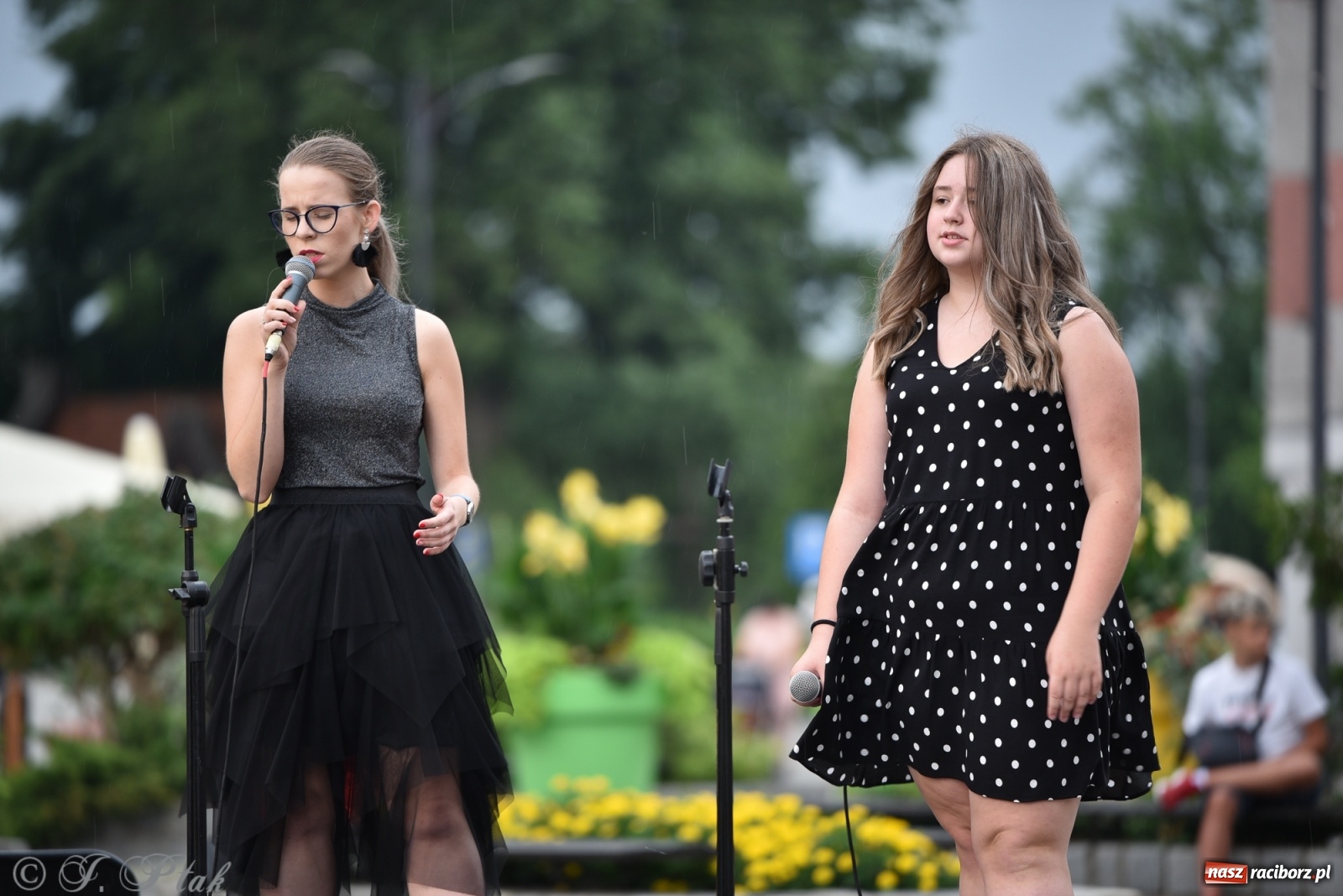 Zdjęcie w galerii na portalu naszraciborz.pl: Muzyczna sobota na raciborskim Rynku wiadomości z regionu