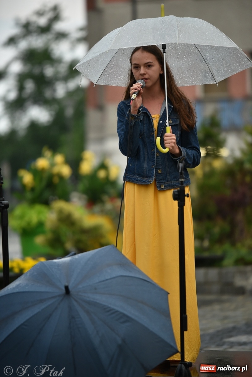 Zdjęcie w galerii na portalu naszraciborz.pl: Muzyczna sobota na raciborskim Rynku wiadomości z regionu