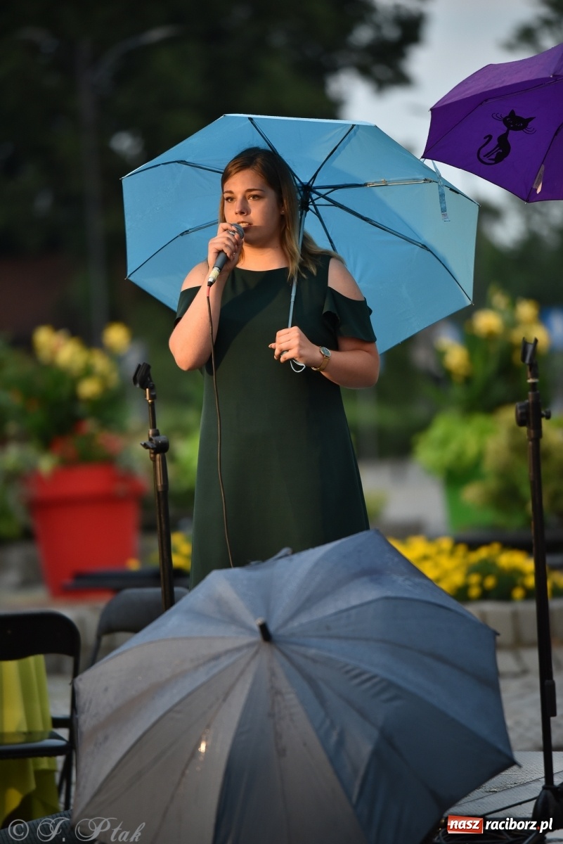 Zdjęcie w galerii na portalu naszraciborz.pl: Muzyczna sobota na raciborskim Rynku wiadomości z regionu