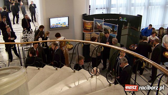 Zdjęcie w galerii na portalu naszraciborz.pl: Racibórz jednoczy PO i PiS wiadomości z regionu