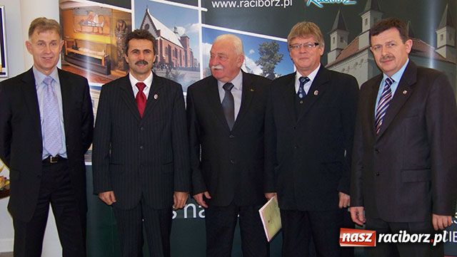 Zdjęcie w galerii na portalu naszraciborz.pl: Racibórz jednoczy PO i PiS wiadomości z regionu