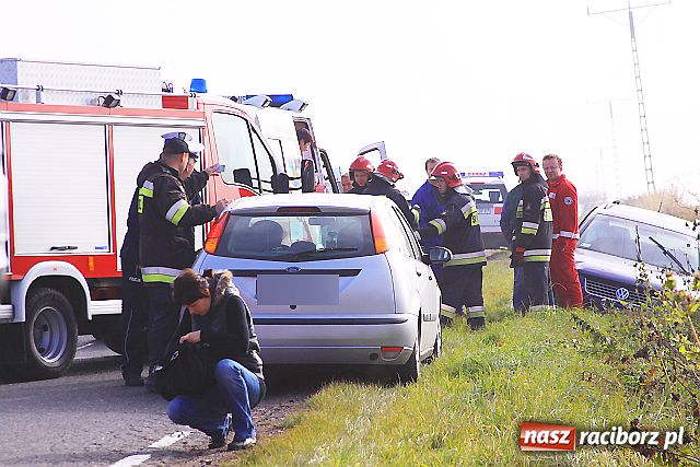 Zdjęcie w galerii na portalu naszraciborz.pl: Kolizja na trasie Samborowice-Krzanowice wiadomości z regionu