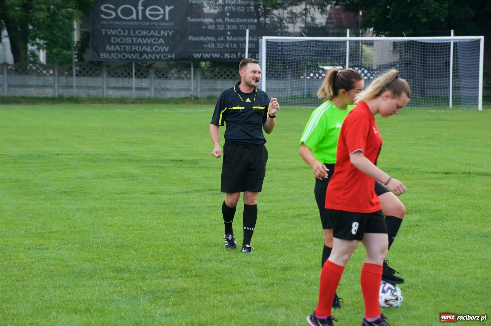 Zdjęcie w galerii na portalu naszraciborz.pl: Tworków. Mamuśki znów zagrają o puchar sołtysa wiadomości z regionu