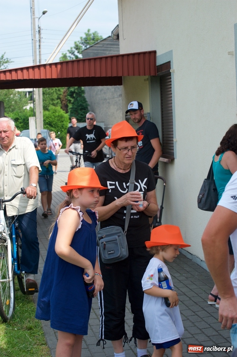 Zdjęcie w galerii na portalu naszraciborz.pl: Tworków. Mamuśki znów zagrają o puchar sołtysa wiadomości z regionu