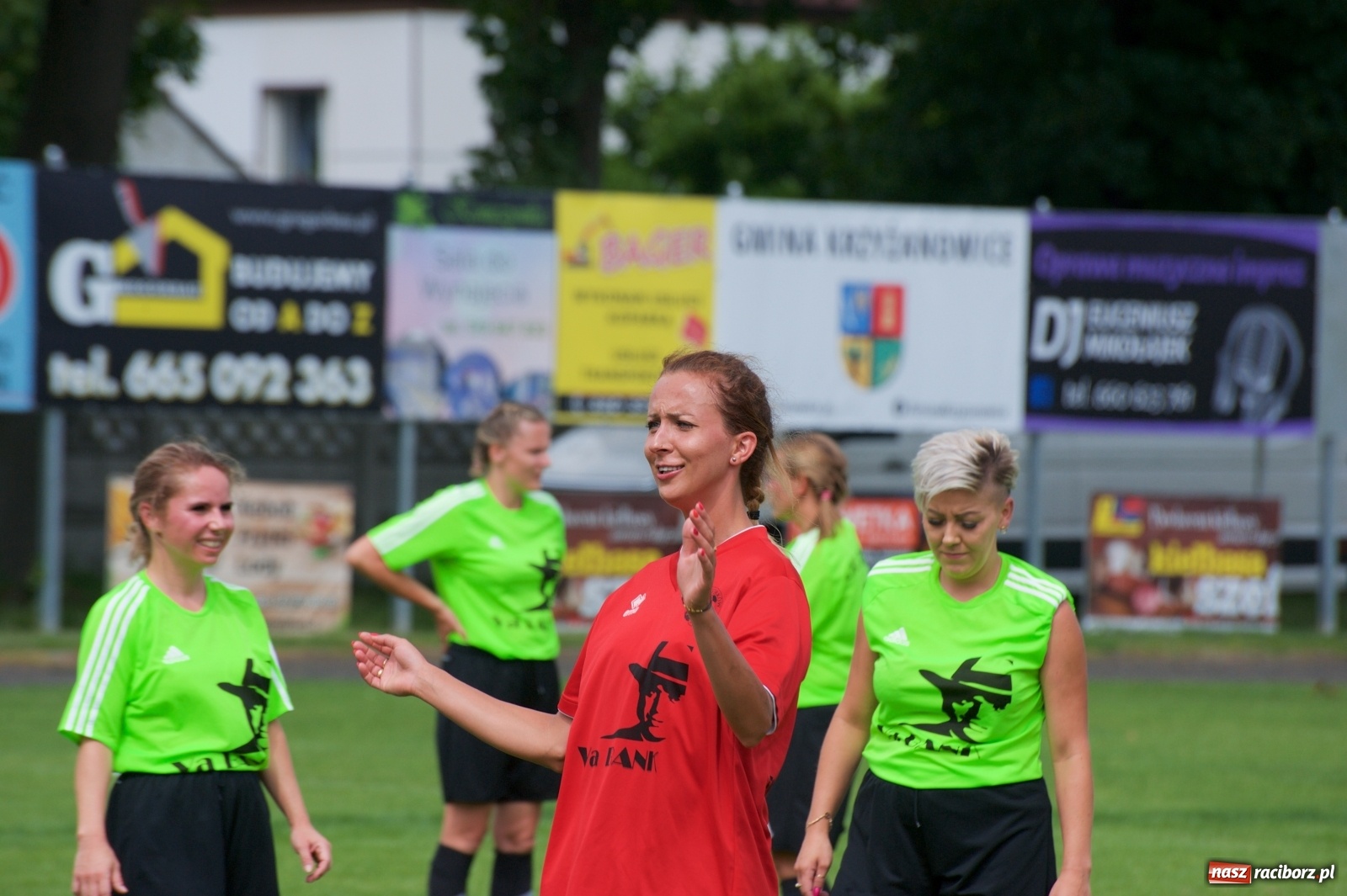 Zdjęcie w galerii na portalu naszraciborz.pl: Tworków. Mamuśki znów zagrają o puchar sołtysa wiadomości z regionu