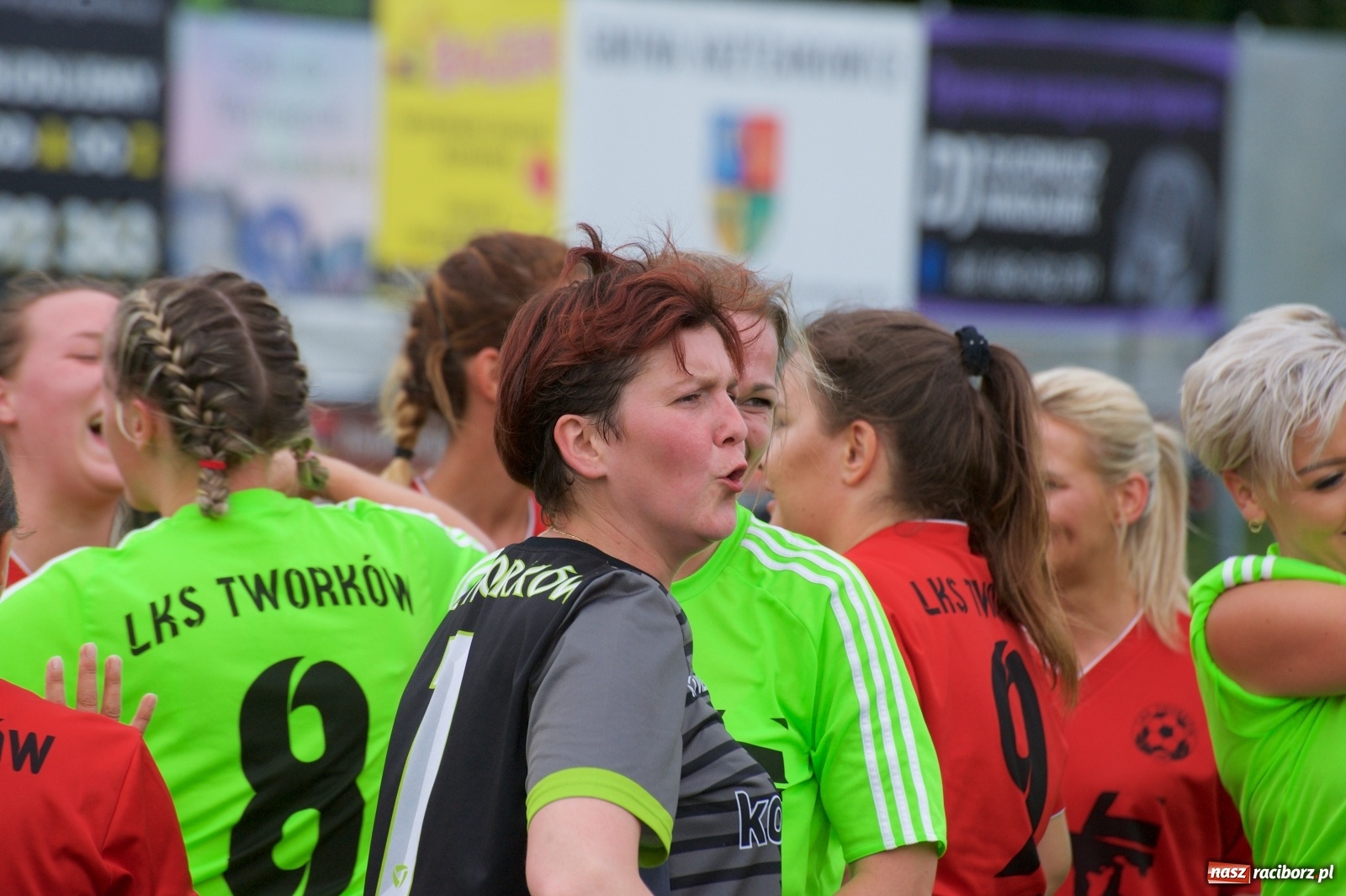 Zdjęcie w galerii na portalu naszraciborz.pl: Tworków. Mamuśki znów zagrają o puchar sołtysa wiadomości z regionu