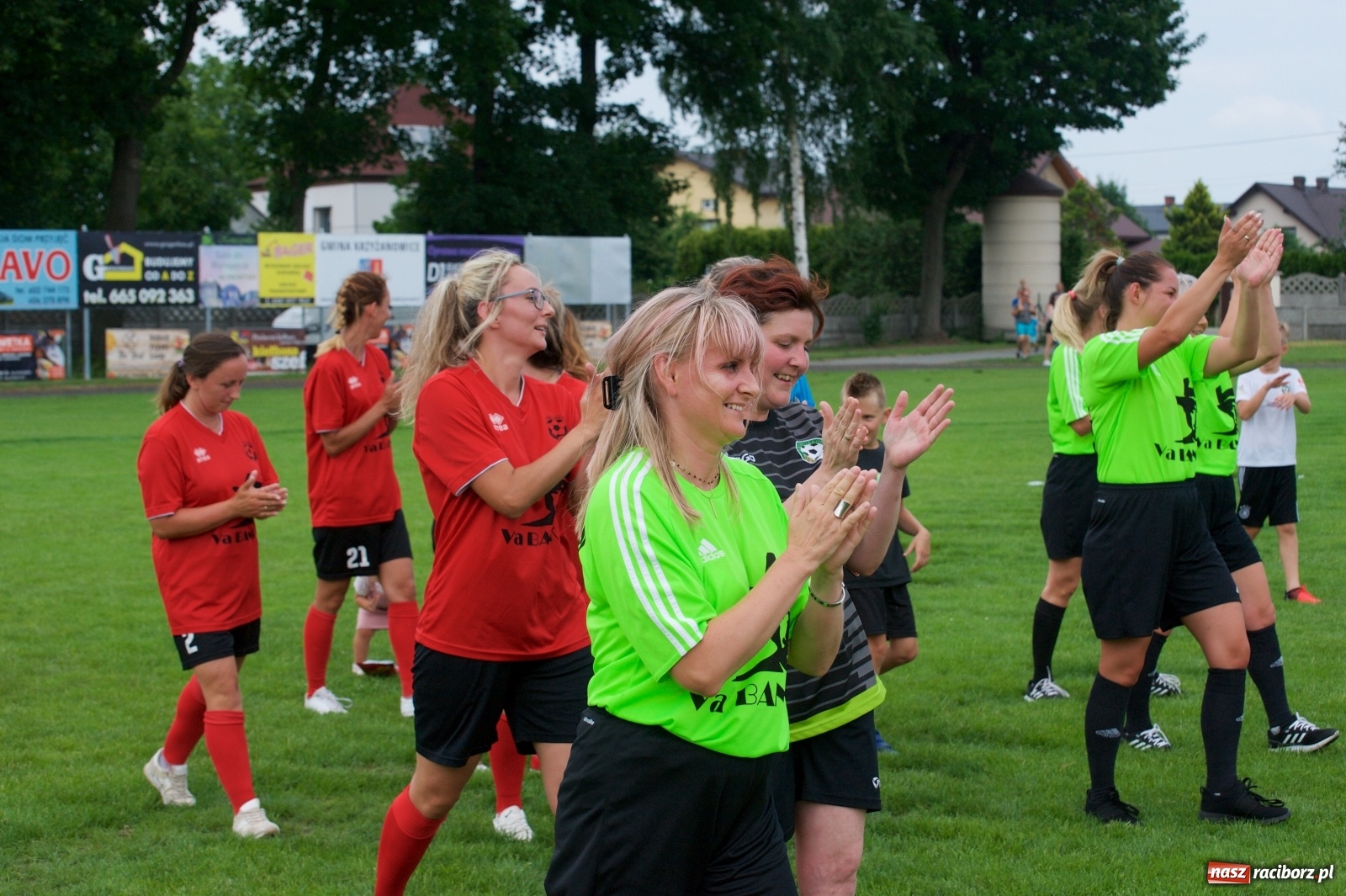 Zdjęcie w galerii na portalu naszraciborz.pl: Tworków. Mamuśki znów zagrają o puchar sołtysa wiadomości z regionu