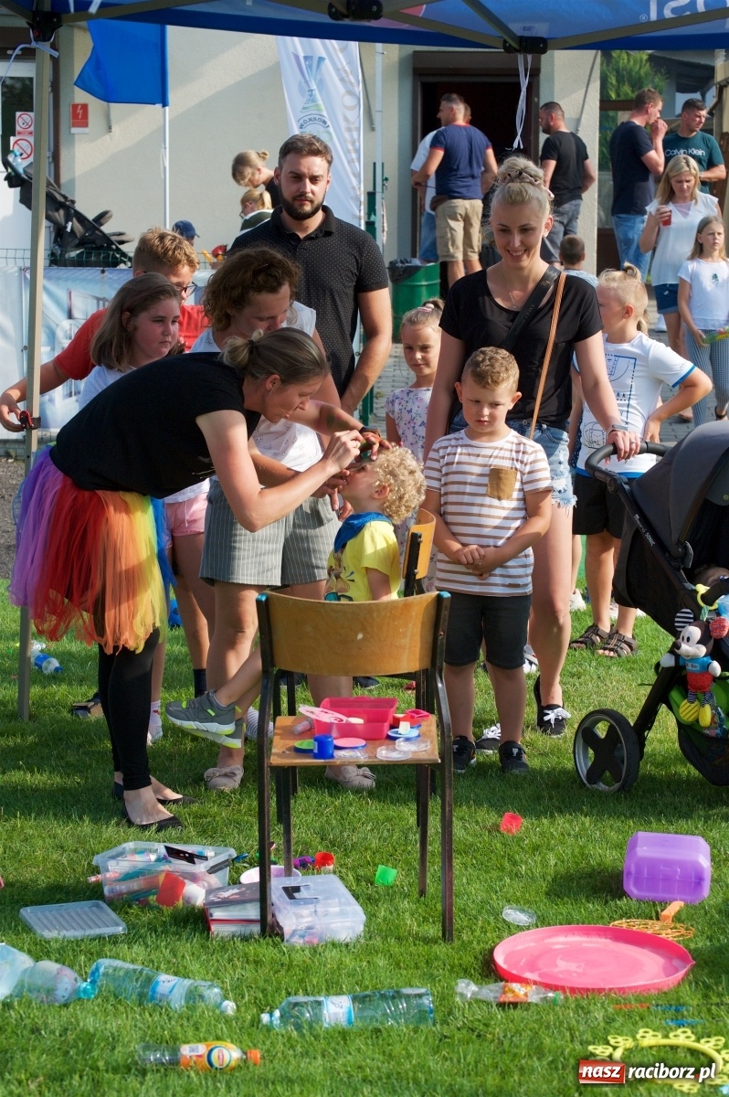 Zdjęcie w galerii na portalu naszraciborz.pl: Tworków. Mamuśki znów zagrają o puchar sołtysa wiadomości z regionu
