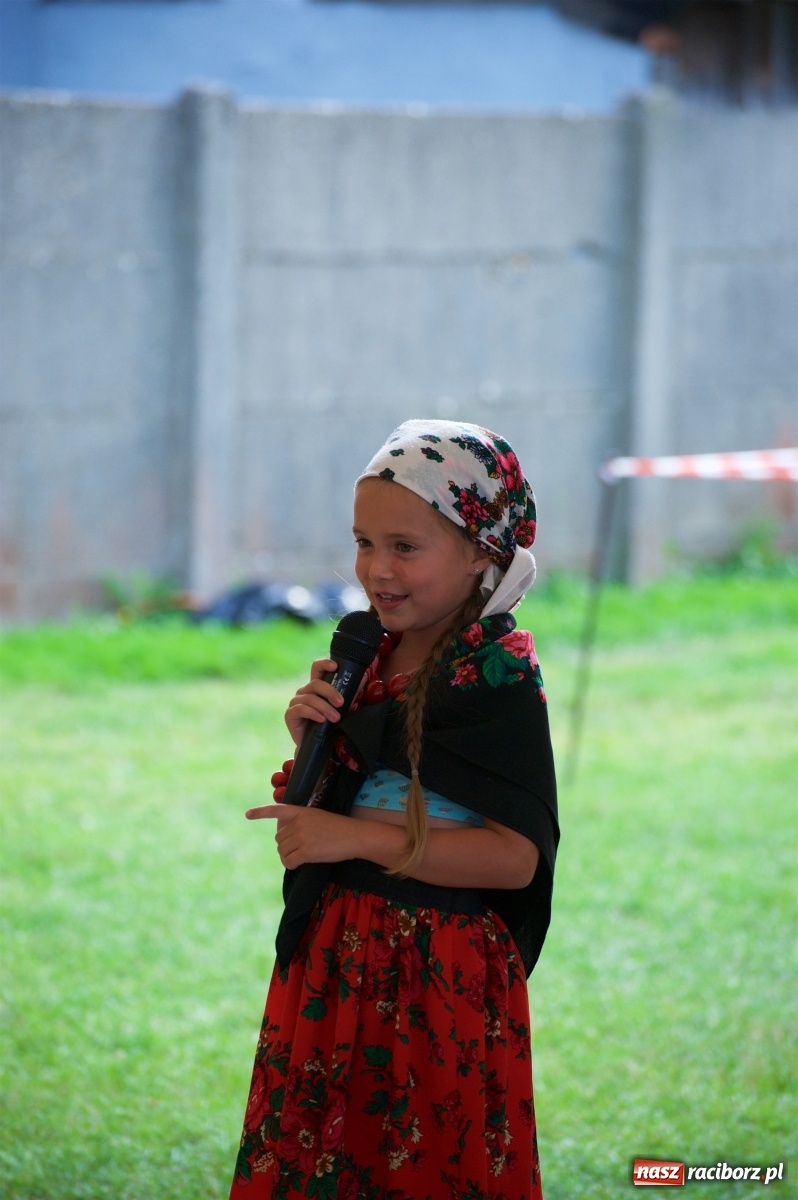 Zdjęcie w galerii na portalu naszraciborz.pl: Tworków. Mamuśki znów zagrają o puchar sołtysa wiadomości z regionu