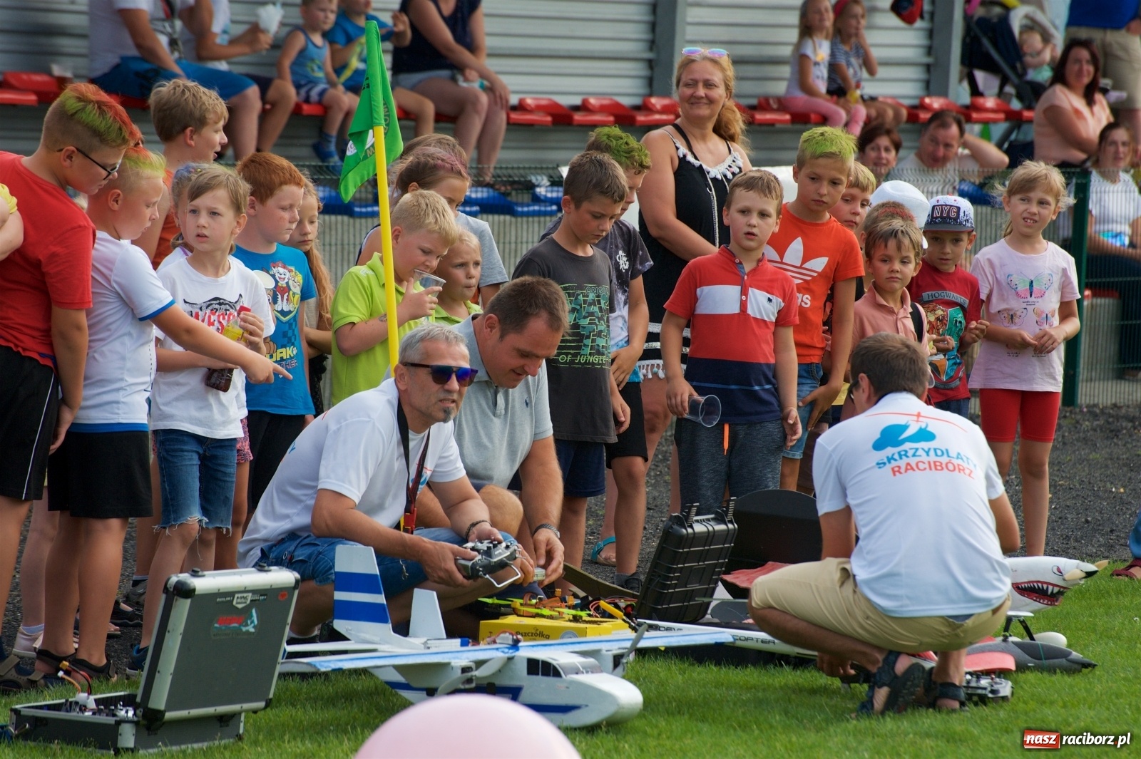 Zdjęcie w galerii na portalu naszraciborz.pl: Tworków. Mamuśki znów zagrają o puchar sołtysa wiadomości z regionu