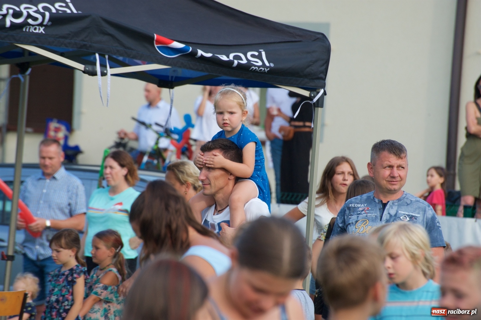 Zdjęcie w galerii na portalu naszraciborz.pl: Tworków. Mamuśki znów zagrają o puchar sołtysa wiadomości z regionu